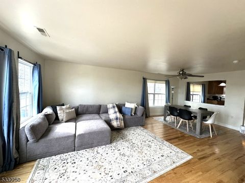 178B Front St Elizabeth City NJ 07206