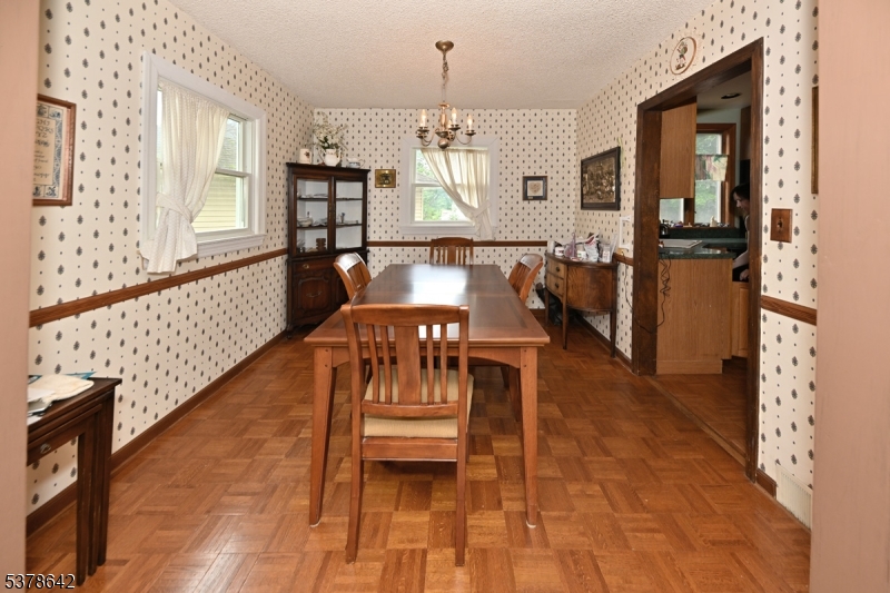 89 Circle Dr