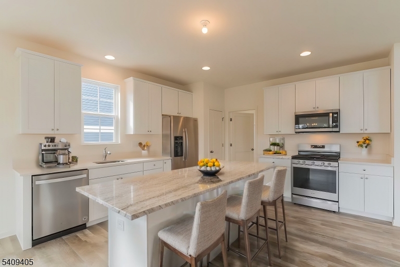 33 Barbertown Point Breeze