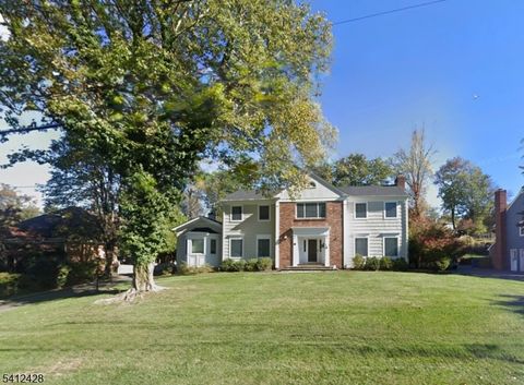 12 CAYUGA WAY Millburn Twp. NJ 07078