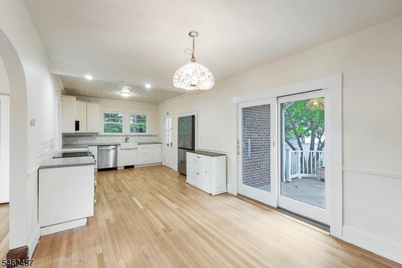 12 Bernards Ave