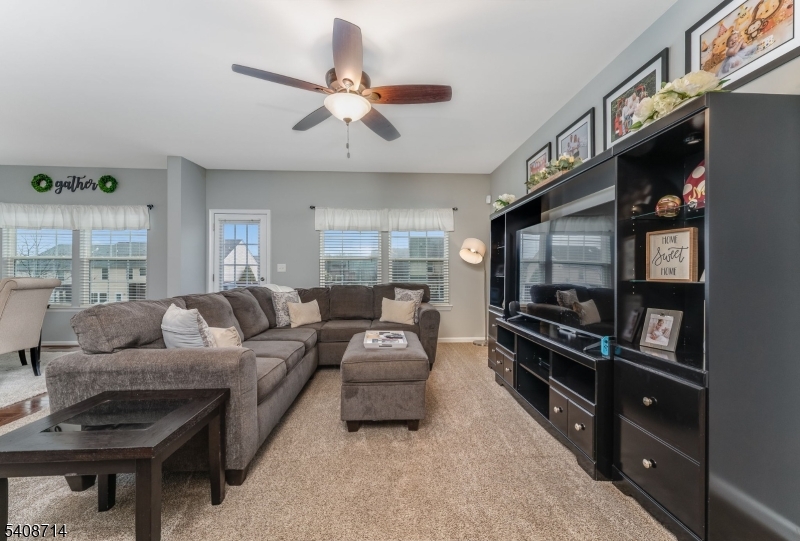 34 Washington Square Cir