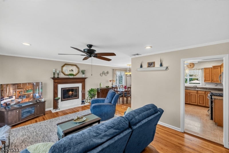 105 Mountainview Dr