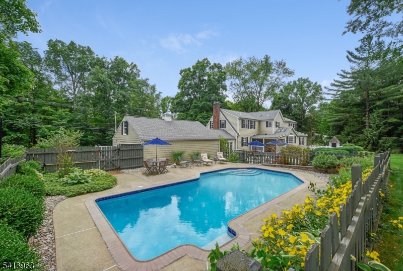 42 Washington Valley Rd