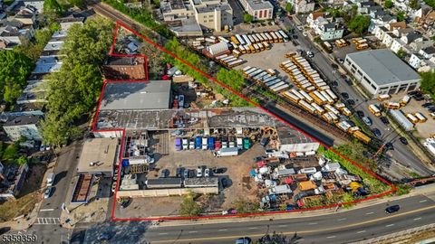 10 Park Ave East Orange City NJ 07017