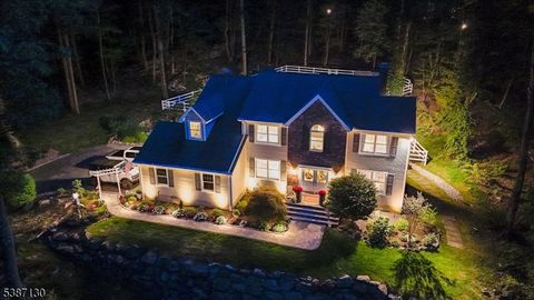 17 Pheasant Run Kinnelon Boro NJ 07405