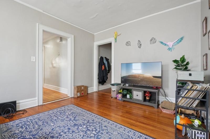 18 Boyden Pkwy South