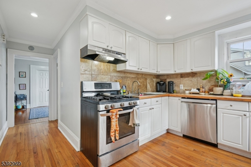 18 Boyden Pkwy South