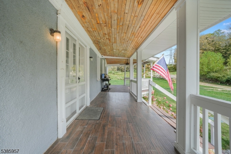 2 Old Middleville Rd