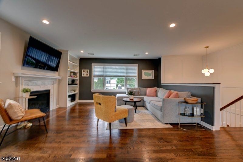 41 Strickland Ave