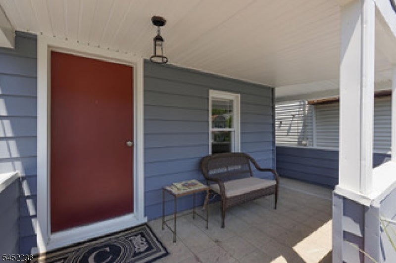 546 Downer St   Unit 1 1