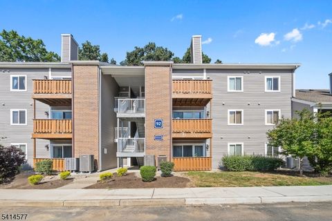 9207 Tamarron Dr Plainsboro Twp. NJ 08536