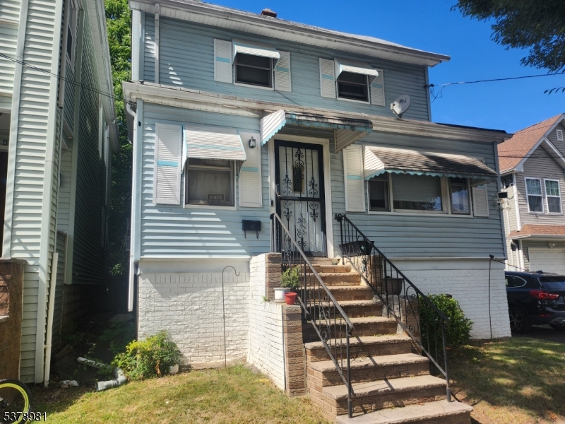 407 E 10Th Ave