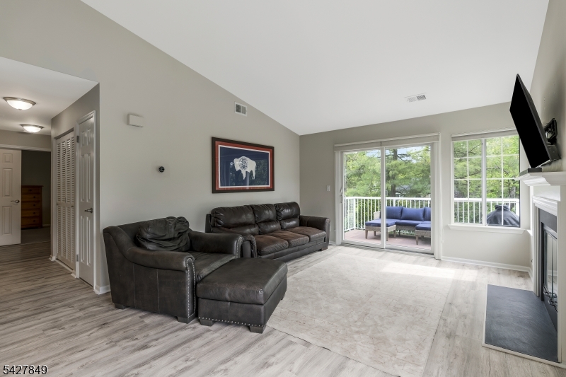 18 Pine Court 18