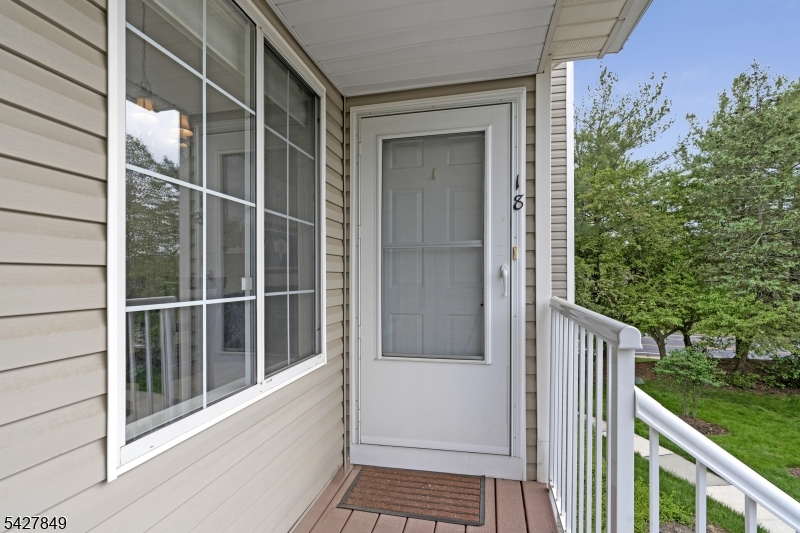 18 Pine Court 18