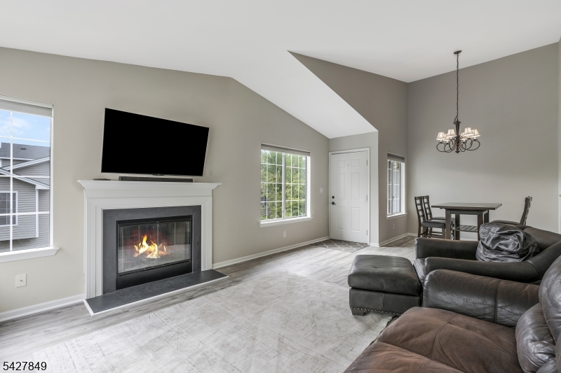 18 Pine Court 18