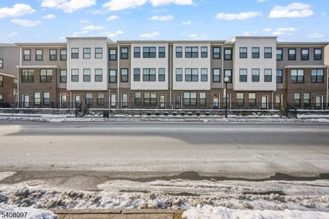 353 Main St Little Falls Twp. NJ 07424