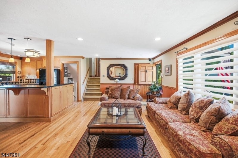 133 Sandra Dr