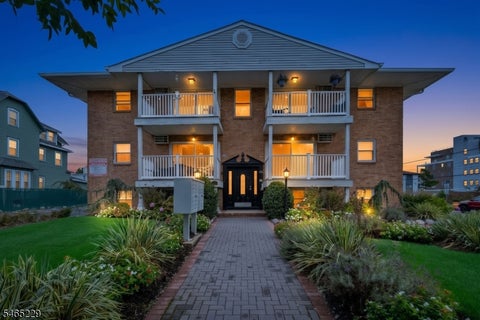 Photo for 301 6th Ave