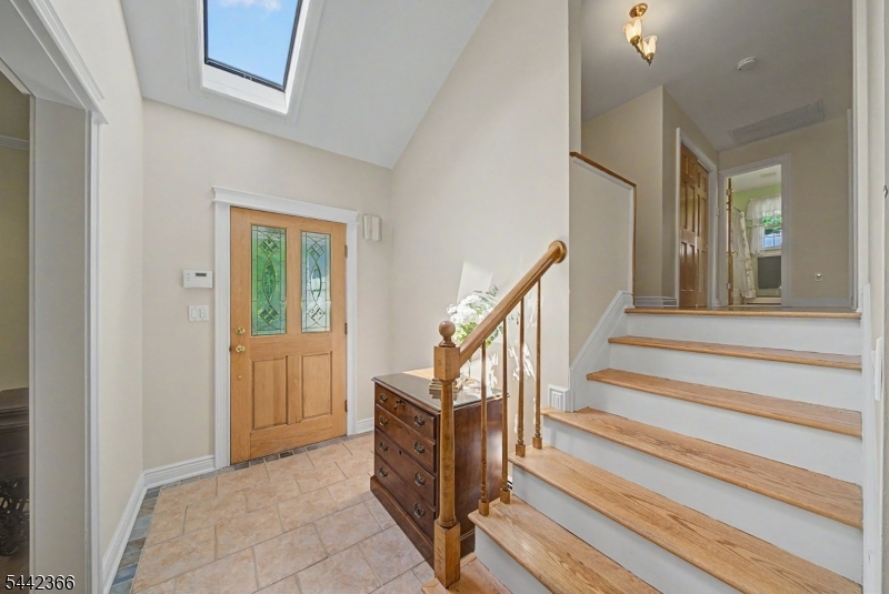 28 Lyonsville Rd