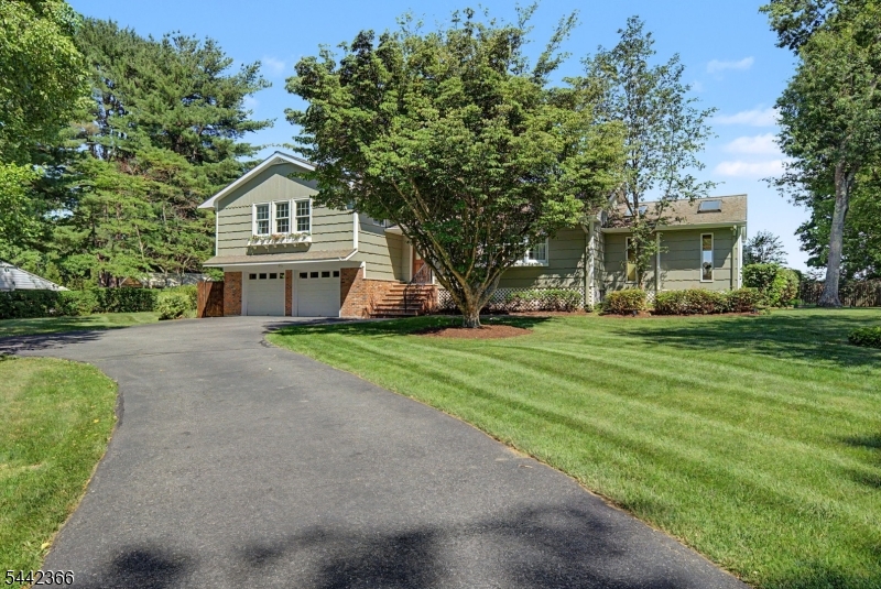 28 Lyonsville Rd