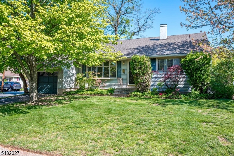 26 Farrell Ave