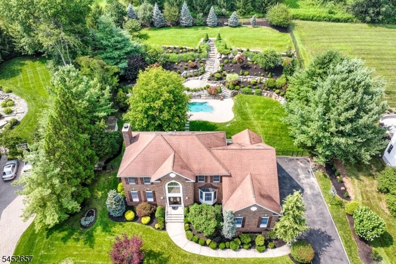 7 Bonnieview Ln