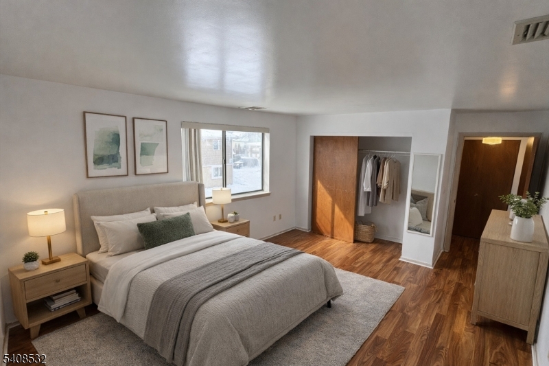 19 Plauderville Ave 101