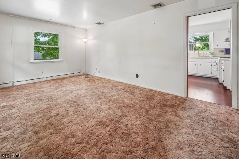 107 Roland St