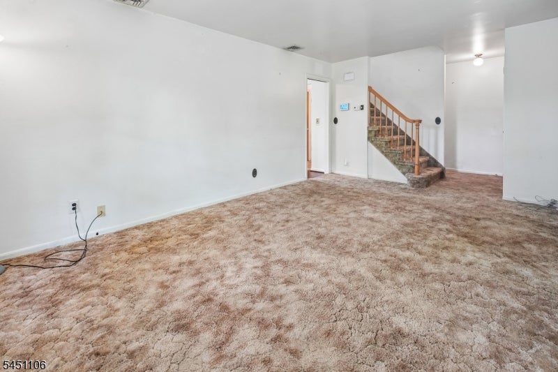 107 Roland St