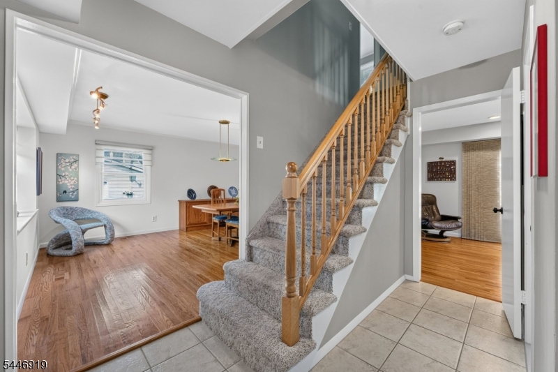 11 Marigold Ln