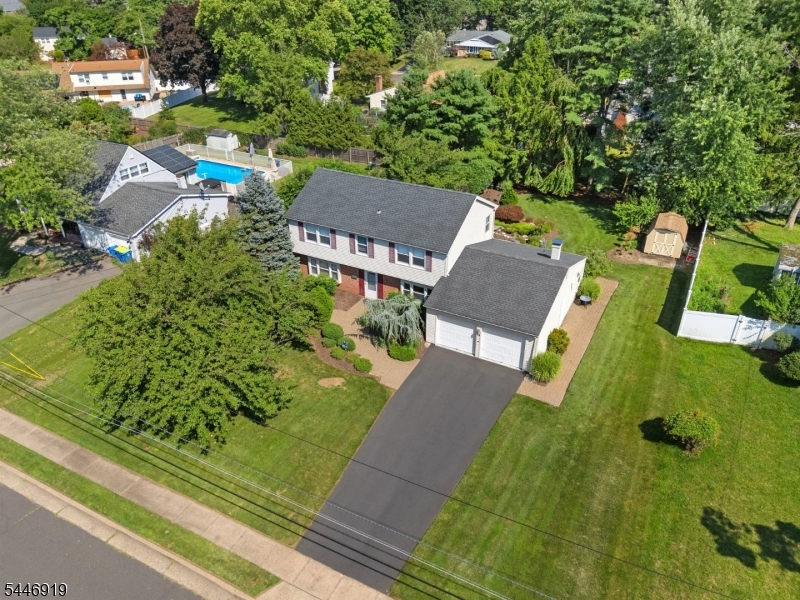 11 Marigold Ln