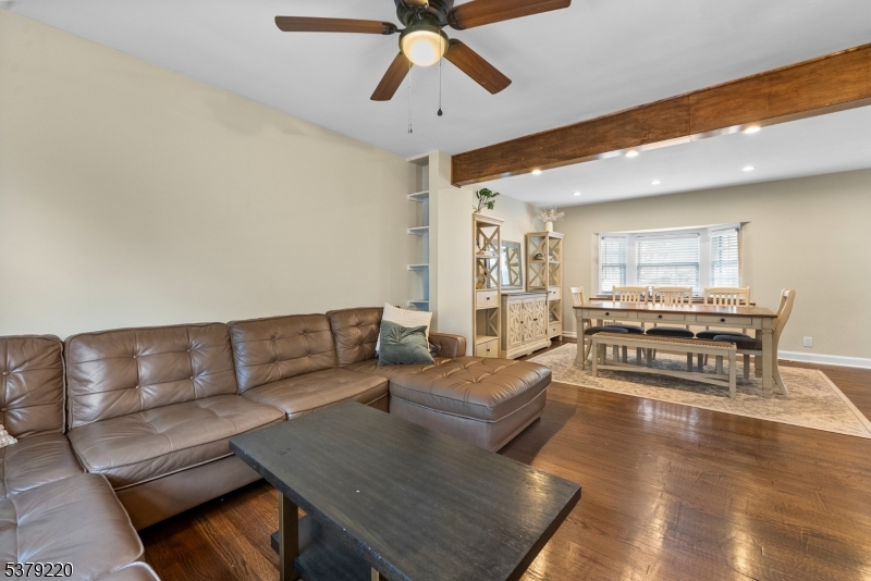 123 Central Ave