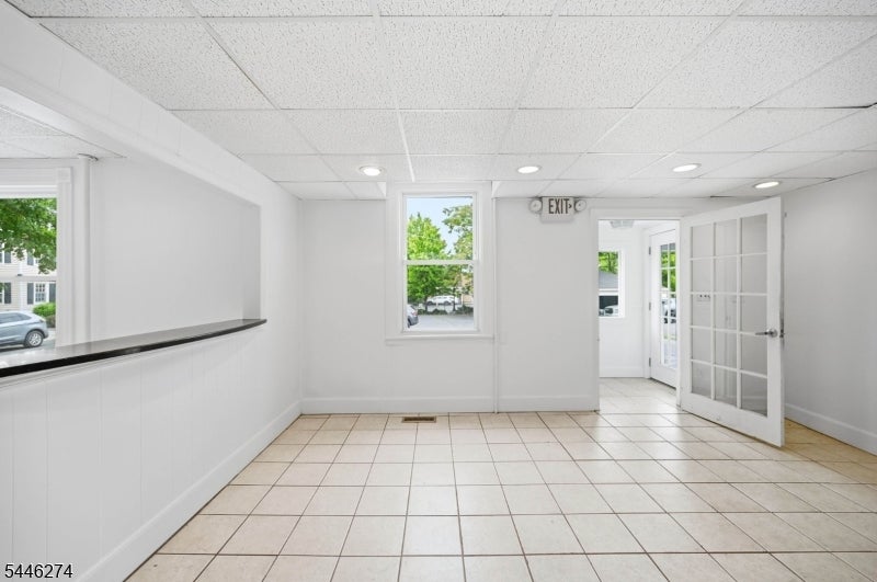 98 Maple Ave