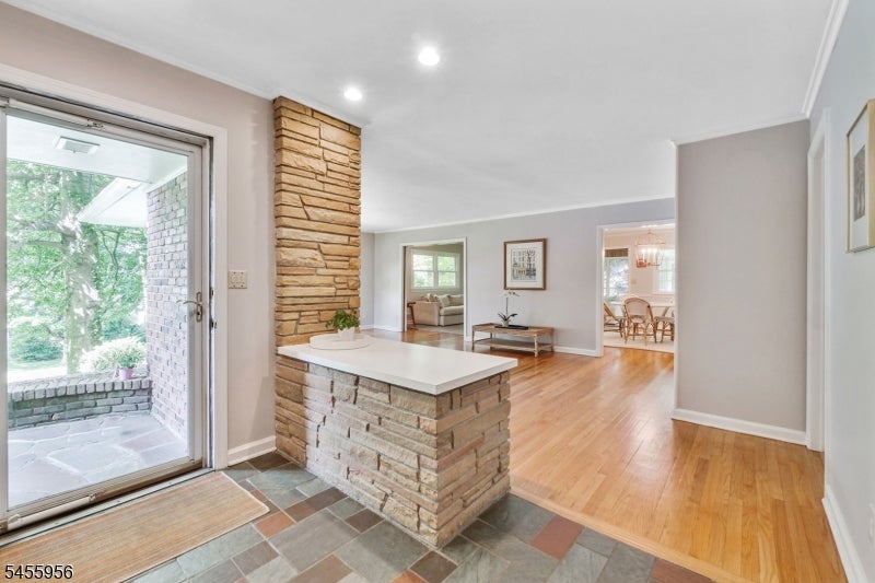 31 Sheffield Rd