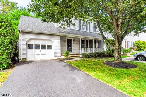 Photo for 48 Kingswood Rd