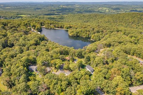 7 Splitrock Ln Vernon Twp. NJ 07461