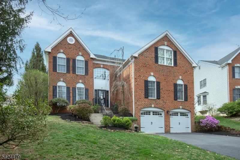 25 Sullivan Dr
