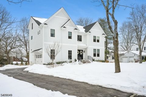 8 Fox Chase Rd Madison Boro NJ 07940