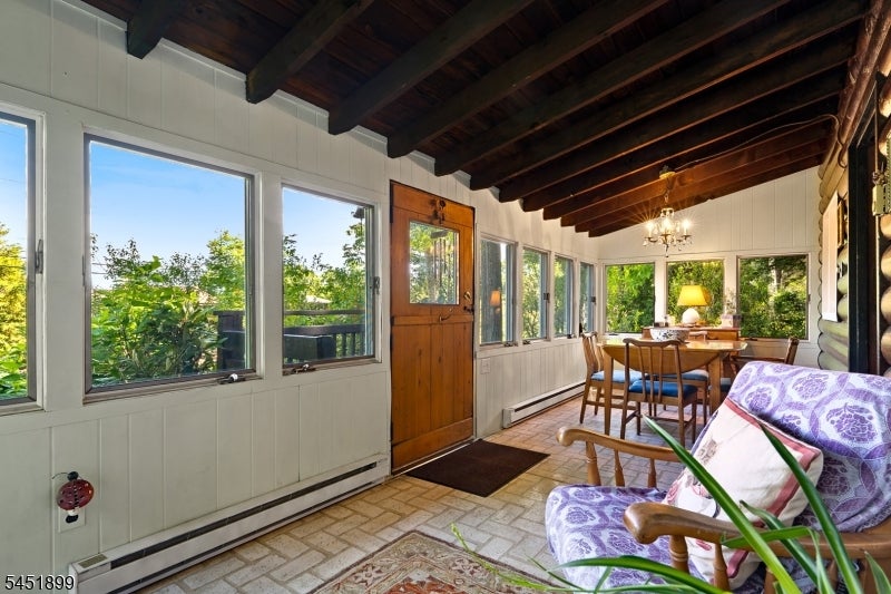 2215 Lakeside Dr