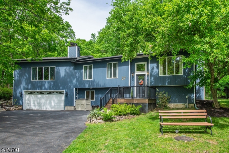 37 Green Rd