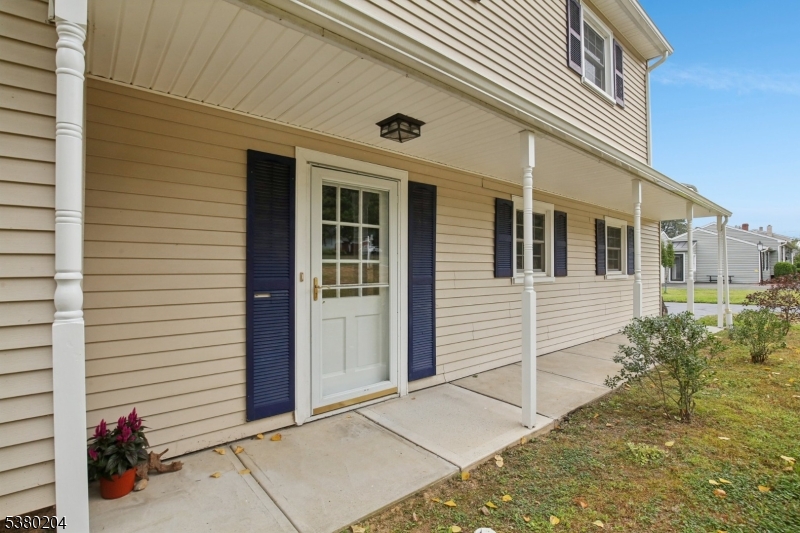 1 Dogwood Trail