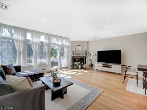 Featured picture for the property 3842597