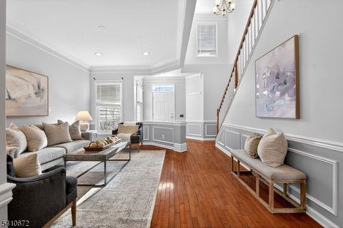 4 Generals Ln Totowa Boro NJ 07512