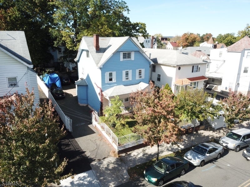 752 Highland Ave