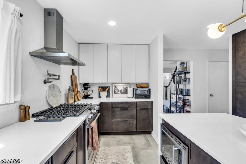 247 Walnut Ave