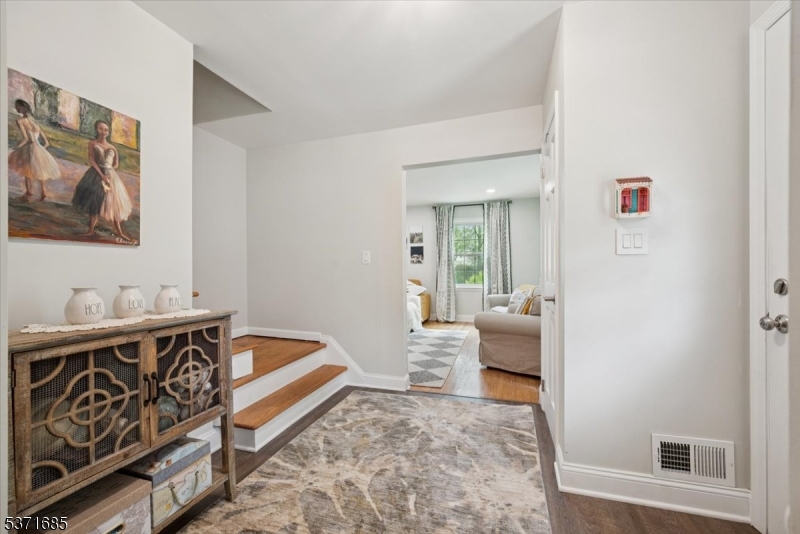 8 Grafton Ct
