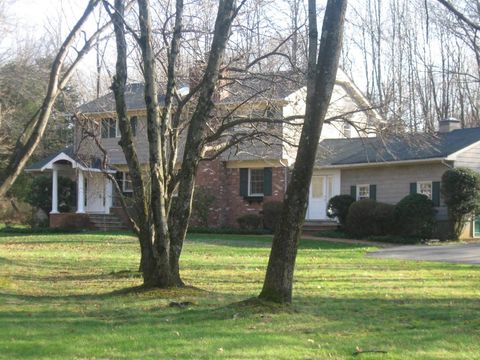 53 Newark Ave Spotswood Boro NJ 08884