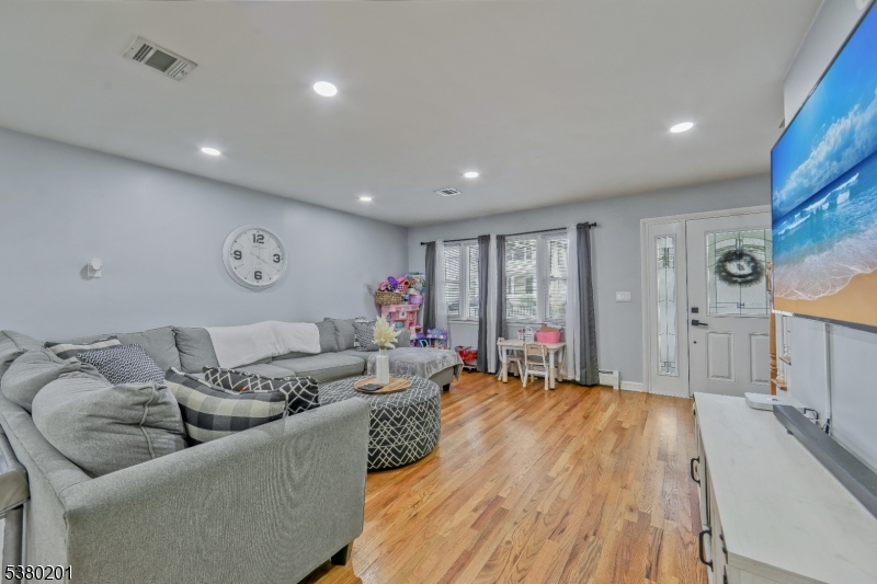 243 Ackerman Ave