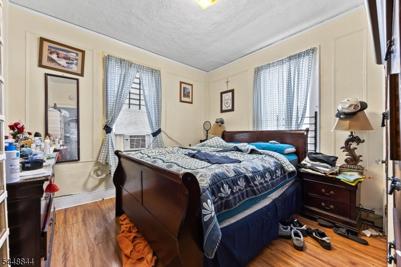 284-286 N 12Th St